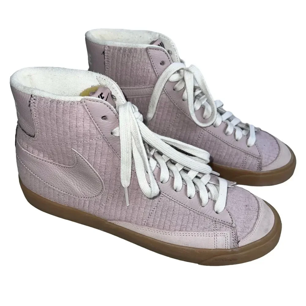 NIKE Blazer Mid 77 Sneakers New Vintage Look - size 10 -D-O7